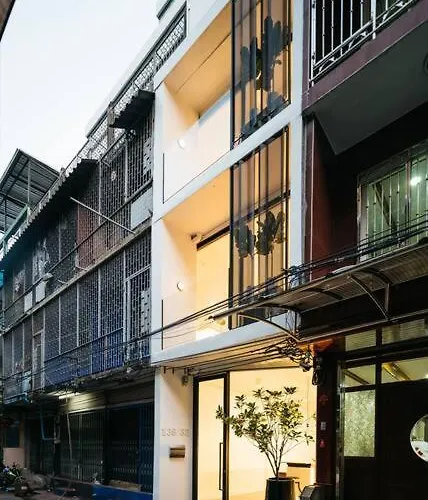Miq_5br/silom Bts,mrt/wifi 1000mb/jacuzzi/16pax 曼谷